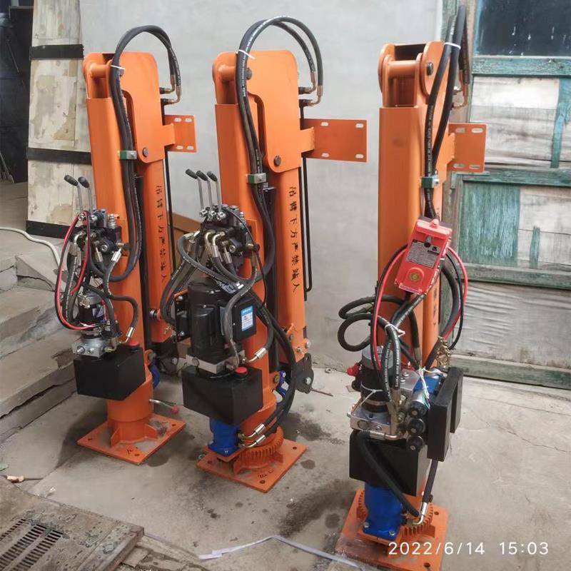 东城区重汽蓝牌随车吊 3.2吨 国六动力强 液压驱动 农用自卸起重机